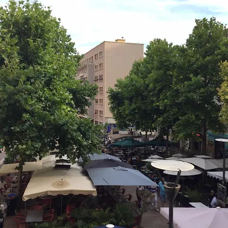 Appartement Typique T2 Terrasse situé Quartier Panier Vieux Port à Marseille Extérieur photo